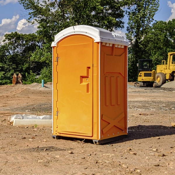 what is the cost difference between standard and deluxe portable toilet rentals in Horatio